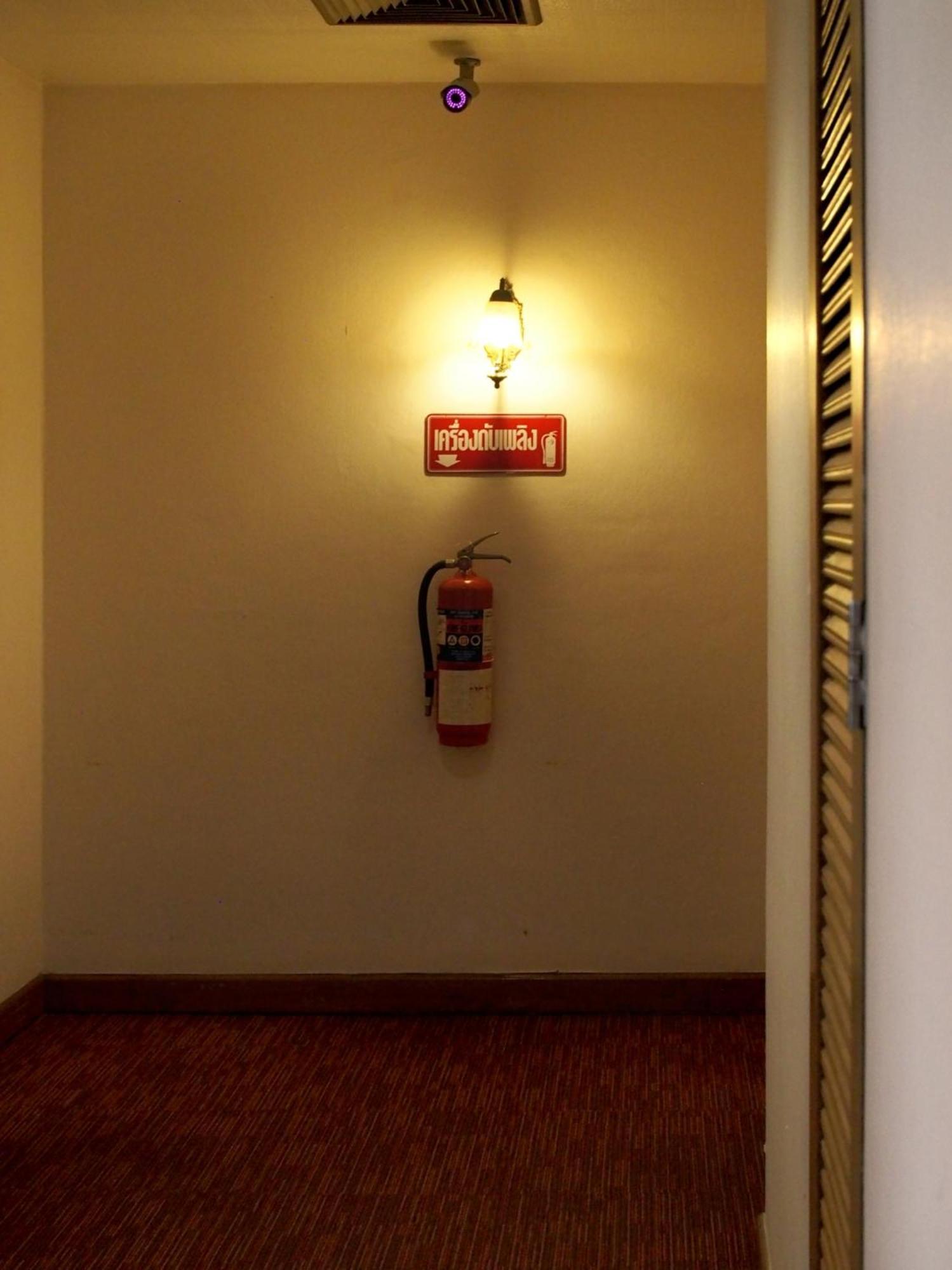 Wish Inn Chidlom Bkk - วิช อินน์ ชิดลม X Makkasan Εξωτερικό φωτογραφία